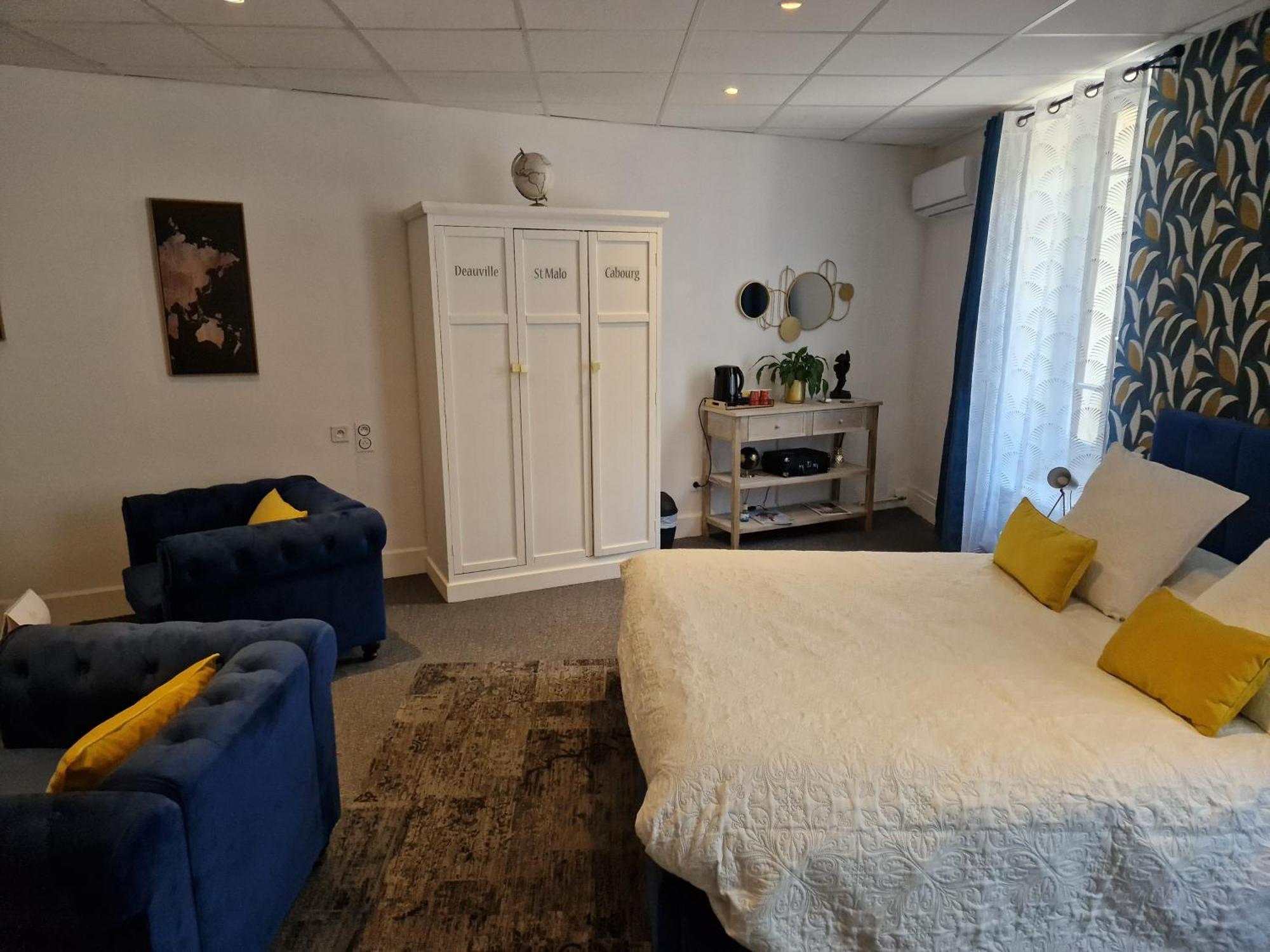 Le Manoir- Cluny Bed & Breakfast Ngoại thất bức ảnh